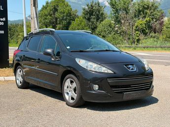  Voir d&eacute;tails -Peugeot 207 SW 1.6 VTi 120ch Outdoor &agrave; Challes-les-Eaux (73)
