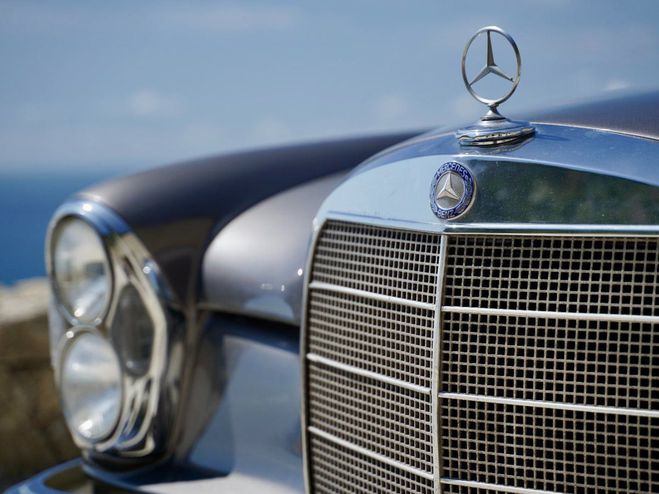 Mercedes 220 SE CABRIOLET W111 Gris de 1963