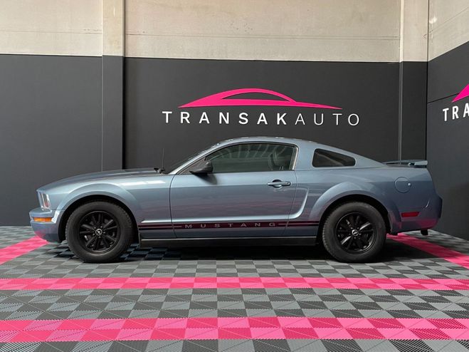 Ford Mustang 3l Gris de 2024