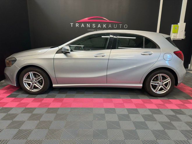 Mercedes Classe A 180 122ch intuition - suivi complet revi Gris de 2016