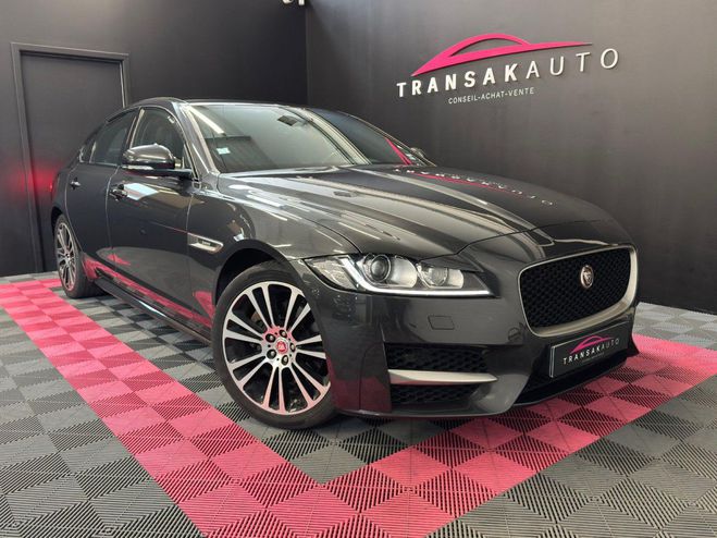 Jaguar XF 2.0 d 180ch bva r-sport - seconde main s Gris de 2019