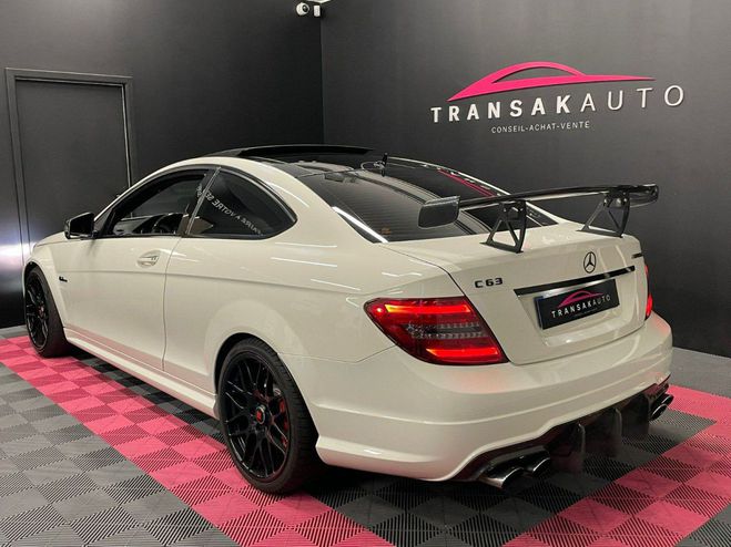 Mercedes Classe C Coupe Sport c63 amg 6.2l v8 457ch - suiv Blanc de 2011