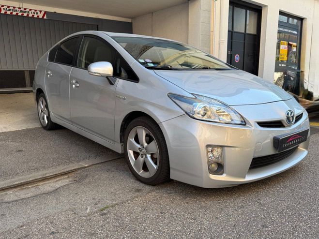 Toyota Prius 1.8l VVT-i 16V 136Hybrid CVT 99 cv Bo�te Noir de 2009
