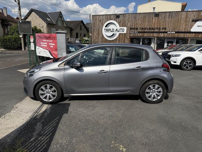 Peugeot 208 1.5 BlueHDi S&S - 100 Active gps + clim GRIS CLAIR de 2019