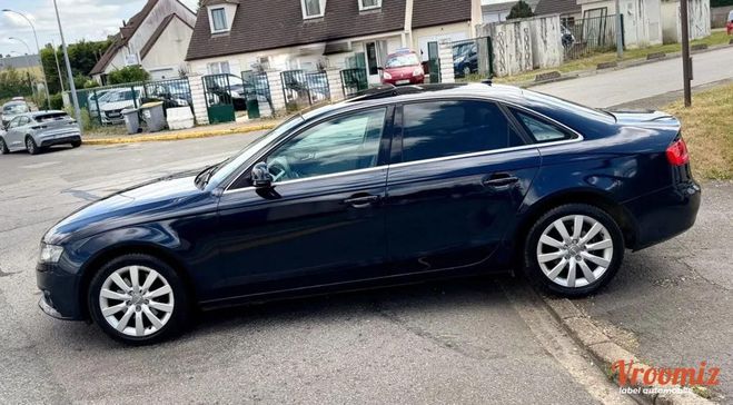 Audi A4 2.0 TFSI 211 AMBITION LUXE BVA TOIT OUVR Bleu de 2009