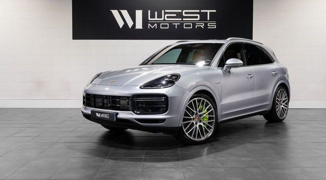 Porsche Cayenne Turbo S E-Hybrid 680 Ch Immatriculation  Gris de 2019