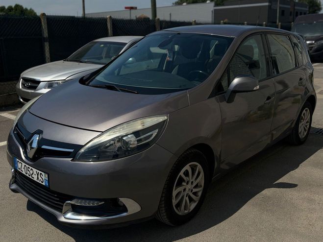 Renault Scenic Dynamique UNIQUEMENT EXPORT  Gris de 2013