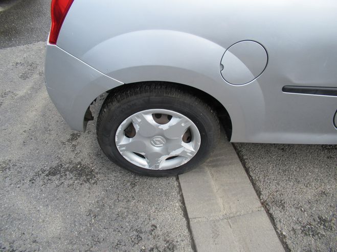 Renault Twingo 1.2 LEV 16V 75CH AUTHENTIQUE GRIS C de 2010
