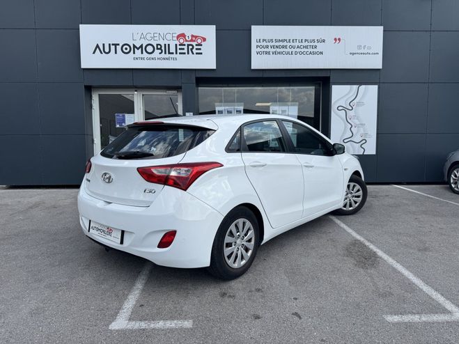 Hyundai I30 1.6 CRDI 110ch Blue drive Initia BVM Blanc de 2015