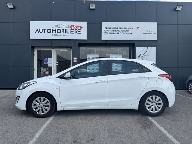 Hyundai I30 1.6 CRDI 110ch Blue drive Initia BVM Blanc de 2015