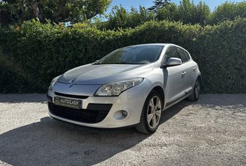 Voir d&eacute;tails -Renault Megane III 1.4 TCe 130ch TomTom Edition Euro5 &agrave; Sarrians (84)