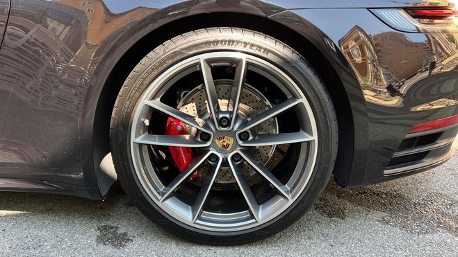 Porsche 911 992 Carrera S Noir de 