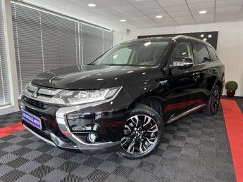  Voir d&eacute;tails -Mitsubishi Outlander 2.0I 200 PHEV 4WD Instyle &agrave; Creuzier-le-Vieux (03)