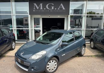  Voir d&eacute;tails -Renault Clio III 1.2 TOMTOM EDITION 75 CH &agrave; Marange-Silvange (57)