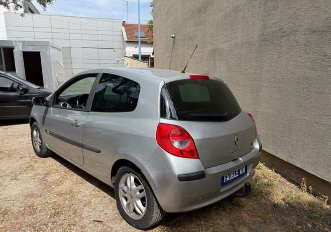 Renault Clio 3- 1.4i KILOM�TRAGE CERTIFI�- REVISE GAR  de 2008
