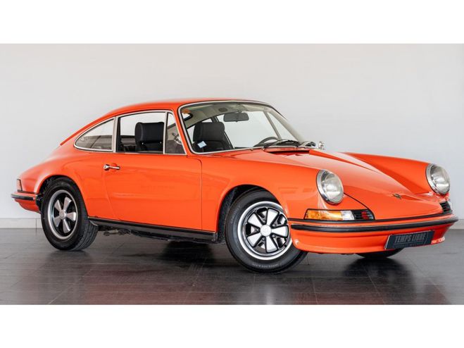 Porsche 911 2.4i 1970 COUPE E ROUGE CLAIR de 1973