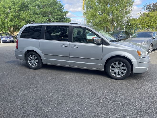 Chrysler Grand Voyager 3.8 V6 LIMITED 193CH GRIS CLAIR  de 2008