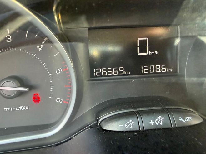 Peugeot 208 (2) 1.6 BLUEHDI 75 ACTIVE 5P BELLE CITAD Gris fonc� de 2017