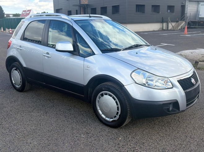 Fiat Sedici 1.6 16V Emotion 4X4 Gris de 2008
