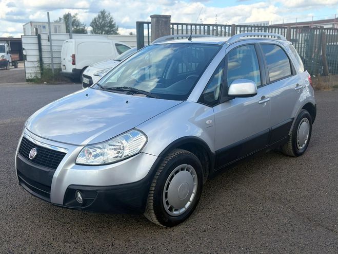 Fiat Sedici 1.6 16V Emotion 4X4 Gris de 2008