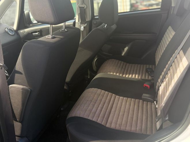 Fiat Sedici 1.6 16V Emotion 4X4 Gris de 2008