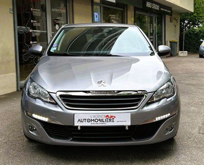 Peugeot 308 1.2 PURETECH 110 S&S BVM5 STYLE Gris de 2017