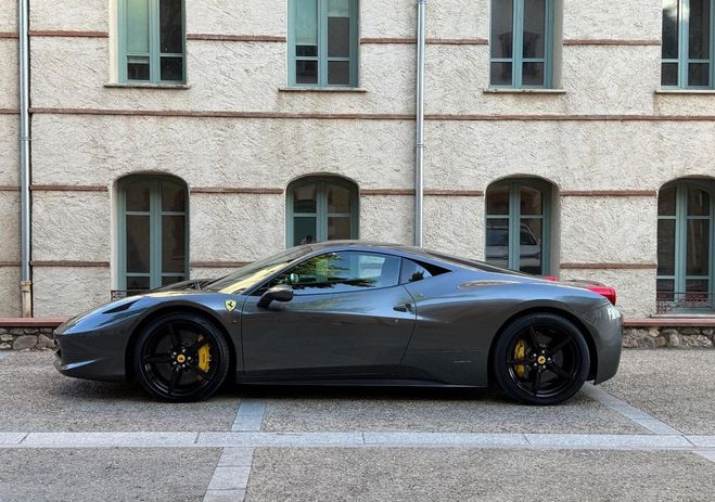 Ferrari 458 Italia Coup� 4.5 V8 570CH Gris de 2012