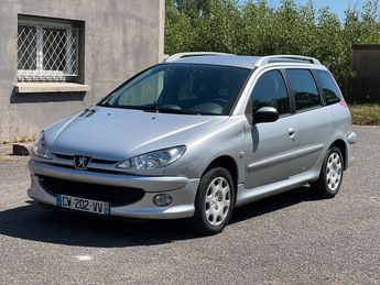  Voir d&eacute;tails -Peugeot 206 SW 1.4 HDi X Line Clim &agrave; Nevers (58)