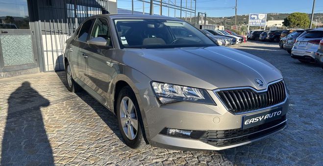 Skoda Superb 2.0 TDI 150 Business Plus Beige de 2016