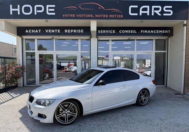 BMW Serie 3 COUPE (E92) 325IA 218CH M SPORT Gris de 2012