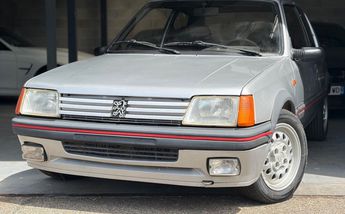  Voir d&eacute;tails -Peugeot 205 GTI 1.6 105cv GRIS FUTURA SEMI CUIR VITR &agrave;  La Penne-sur-Huveaune (13)