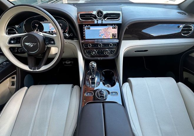 Bentley Bentayga (2) 4.0 v8 550 Blanc de 2022