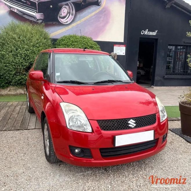 Suzuki Swift 1.3 DDIS 75 IN-THE-CITY 0807 Rouge de 2010