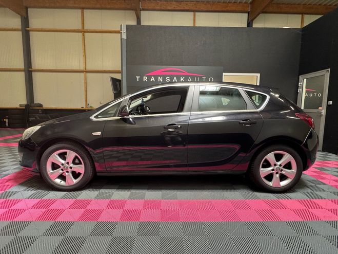 Opel Astra 2.0 CDTI 160 ch Noir de 2010