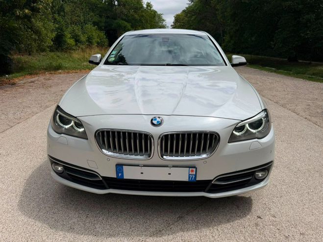 BMW Serie 5 530D Xdrive 258 CH MODERN F10 BLANC de 2013