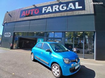  Voir d&eacute;tails -Renault Twingo III 1.0i SCe 70 LIFE &agrave; Montbazens (12)