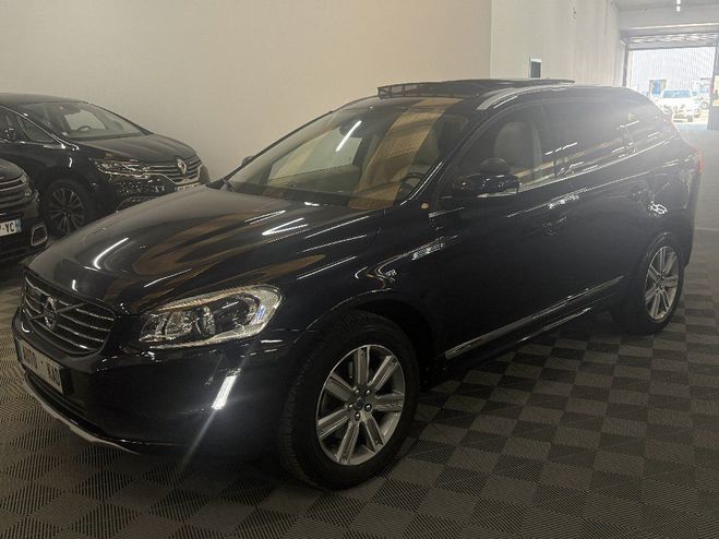 Volvo XC60 D3 150 ch Summum Geartronic A Bleu de 2017