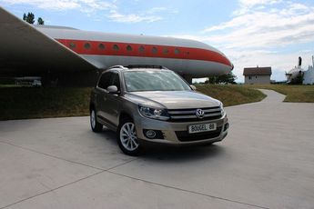  Voir d&eacute;tails -Volkswagen Tiguan III 2L TDI 110 CARAT BOITE 6V GPS M�DIA  &agrave; Xertigny (88)