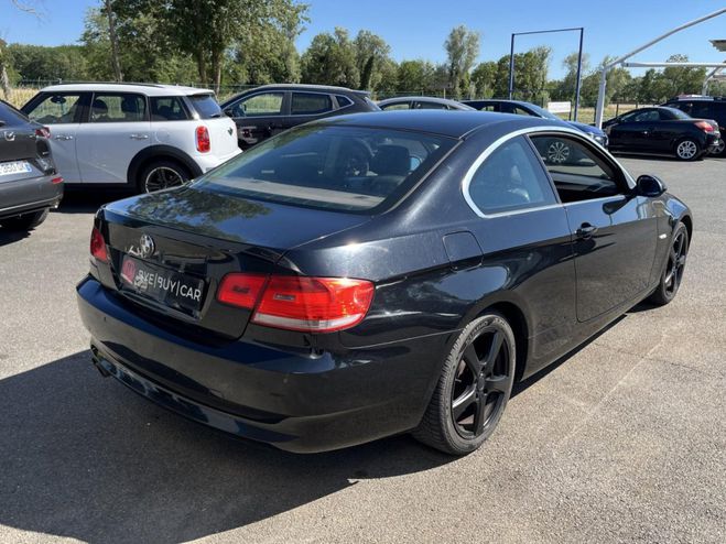 BMW Serie 3 325i 218ch Coup� Sport BVA E92 GARANTIE  INCONNU de 2007