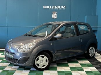  Voir d&eacute;tails -Renault Twingo II 1.2 16V 75CH EXPRESSION QUICKSHIFT &agrave; Royan (17)