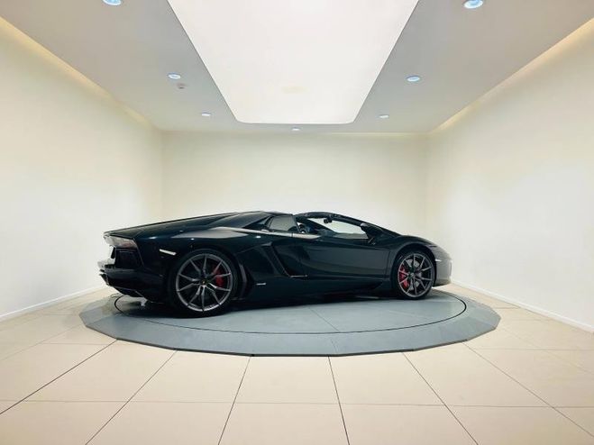 Lamborghini Aventador LP 700-4  de 
