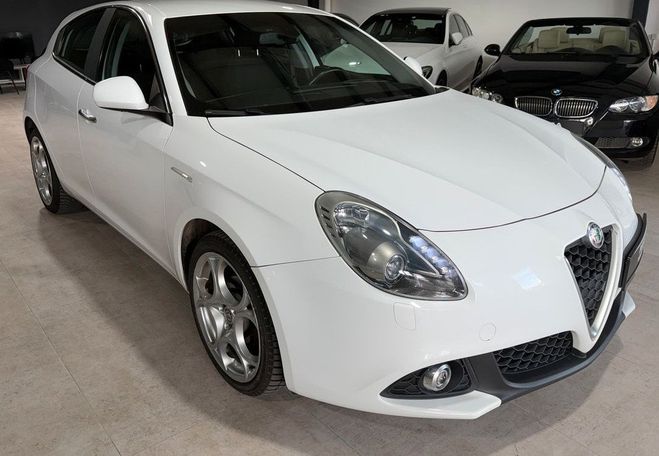 Alfa romeo Giulietta 1.6 JTD SUPER BVA 120 CH Blanc de 2016