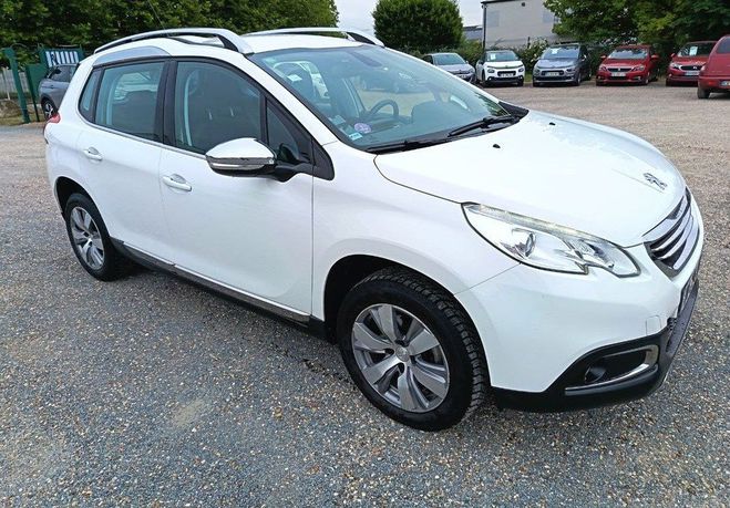 Peugeot 2008 1.2 110cv ALLURE Blanc de 2016