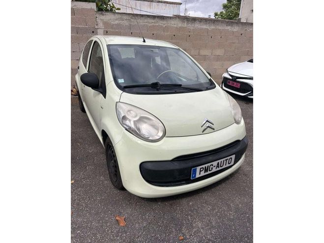 Citroen C1 1.0i BERLINE Attraction PHASE 2 JAUNE CLAIR de 2009