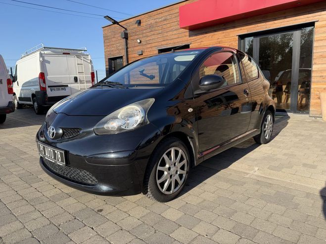 Toyota Aygo Cool 1.0 68 cv Noir Verni de 2008