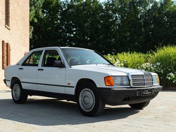  Voir d&eacute;tails -Mercedes 190 1987 MERCEDES-BENZ E - MER00343 &agrave; Saint-Marcel-de-F�lines (42)