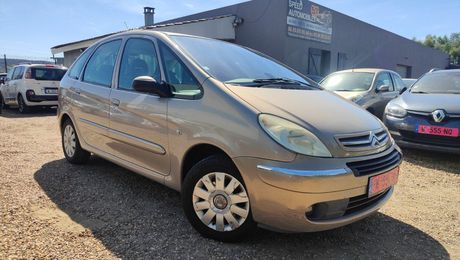 Citroen Xsara Picasso 2.0i 137 ch Exclusive BAa * GARA 2005 d'occasion a Uckange (57)
