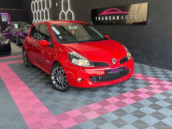  Voir d&eacute;tails -Renault Clio III RS 2.0 16V 197 ch ~ VOLANT ALCANTARA &agrave; Manosque (04)