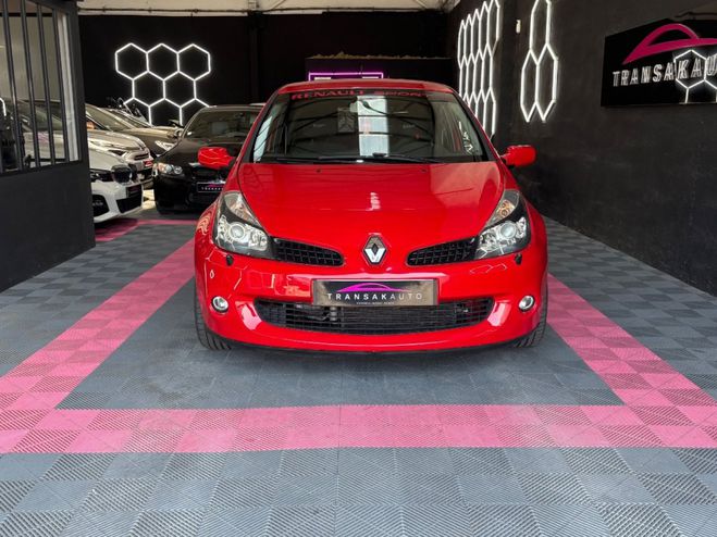 Renault Clio III RS 2.0 16V 197 ch ~ VOLANT ALCANTARA Rouge de 2006