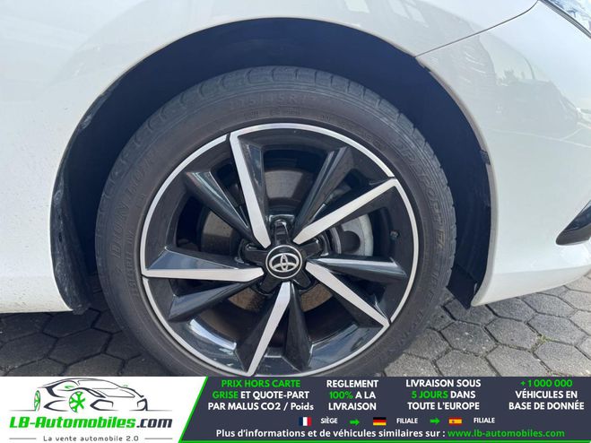 Toyota Auris Hybride 136 ch Blanc de 2018